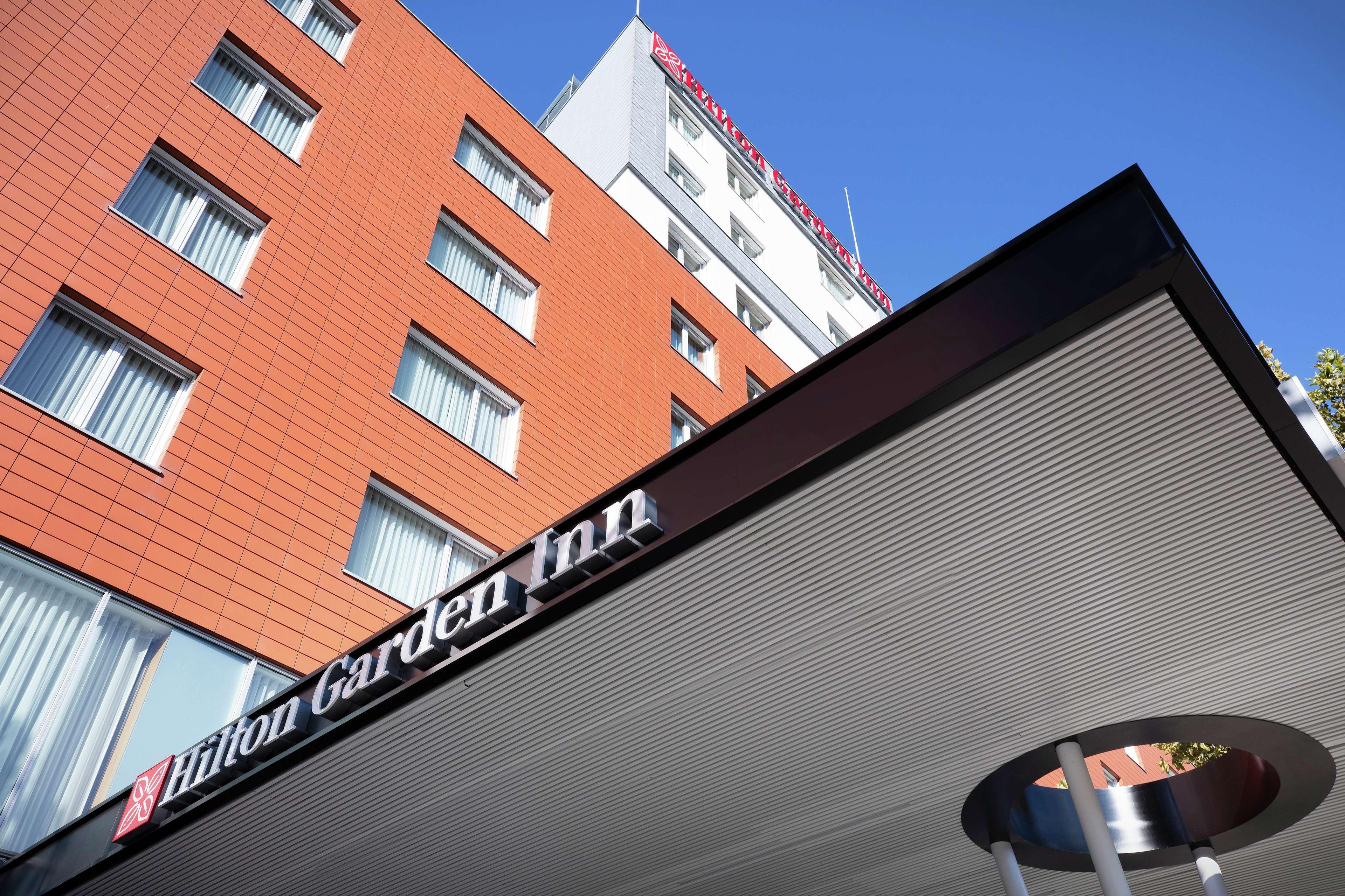 Hilton Garden Inn Tirana Eksteriør billede