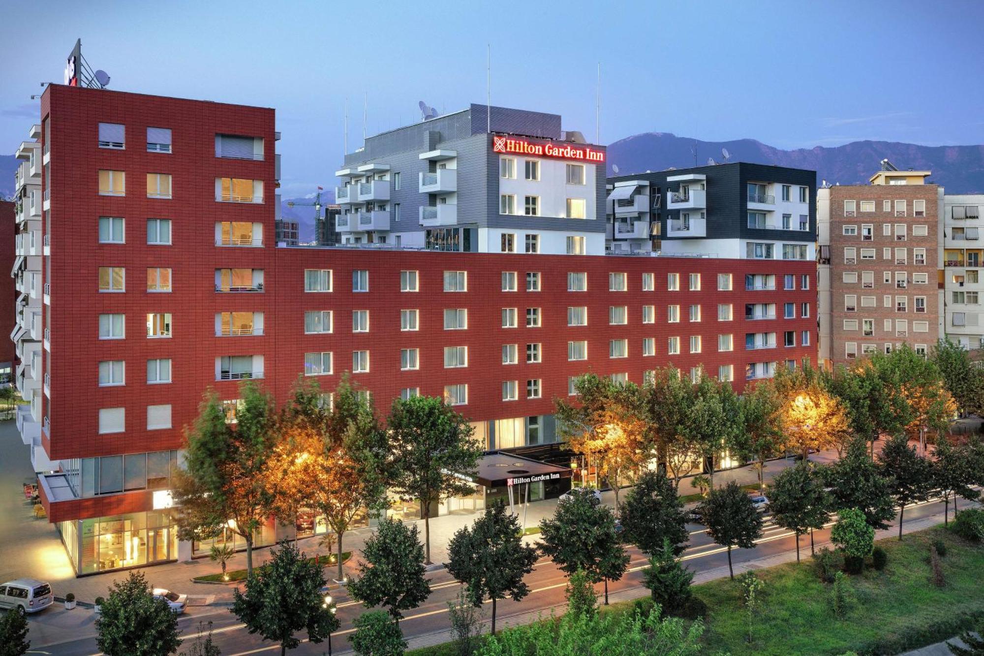 Hilton Garden Inn Tirana Eksteriør billede